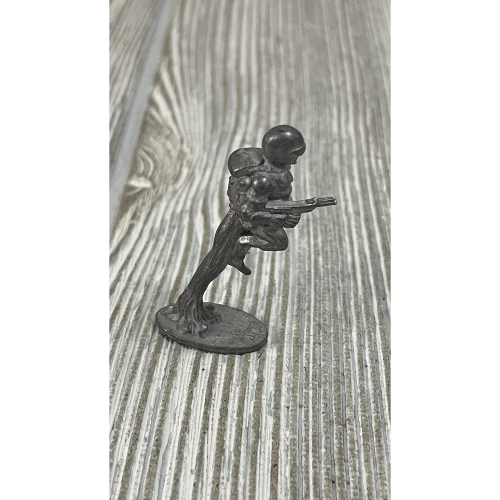 Grenadier 4002 Metal Miniature Fantasy Figures Lot of 5 Lazar Wererat Lady Etc - Picture 10 of 14